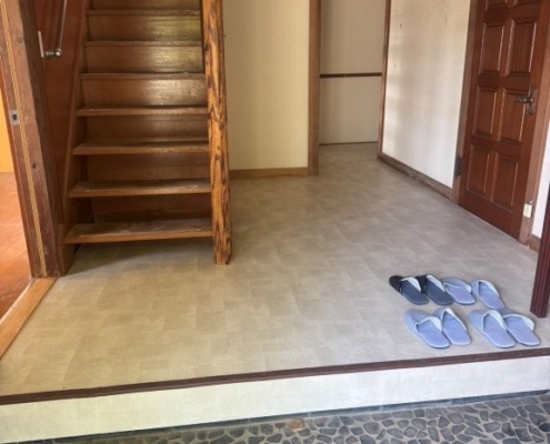 古河市 玄関クッションフロア張替後 明るく清潔な仕上がり