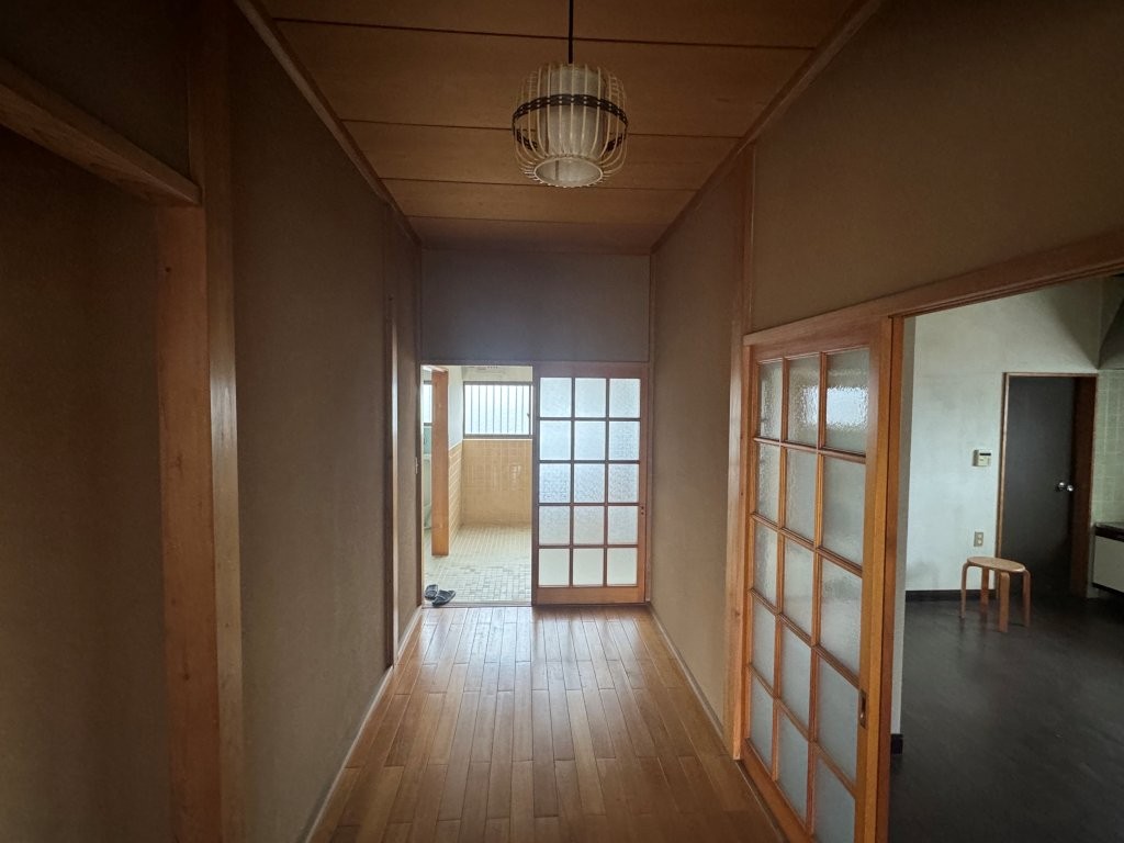 幸手市 戸建て住宅 廊下と動線まわりの既存木部を活かした内装リフォーム